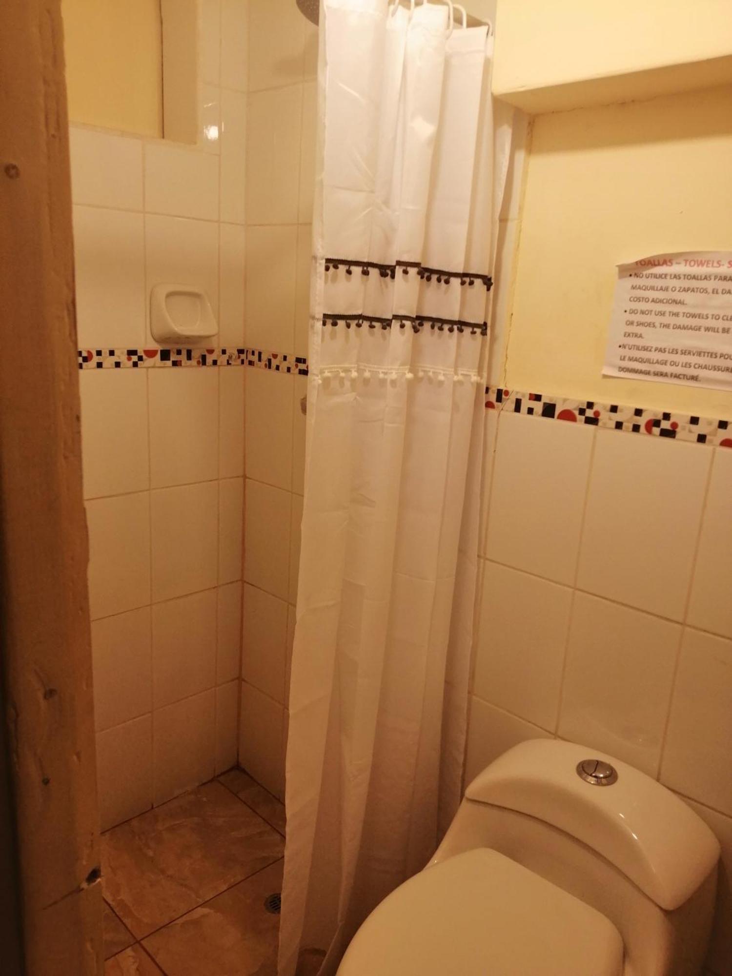 كوسكو Naty'S Guest House المظهر الخارجي الصورة
