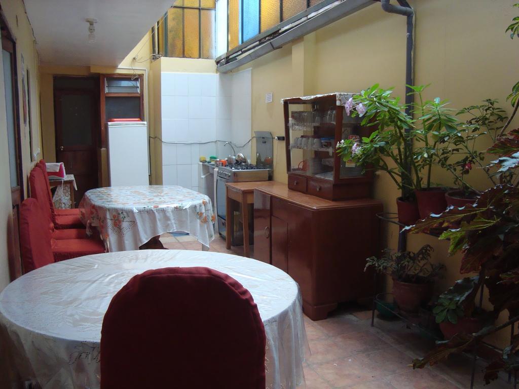 كوسكو Naty'S Guest House المظهر الخارجي الصورة